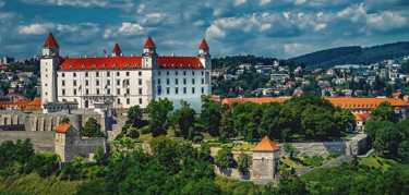 Reizen naar Slowakije - Goedkope trein-, bus- en vliegtickets